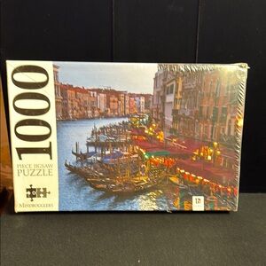 Red and Blue Scenic Venice Puzzle 1000‎ Pieces
